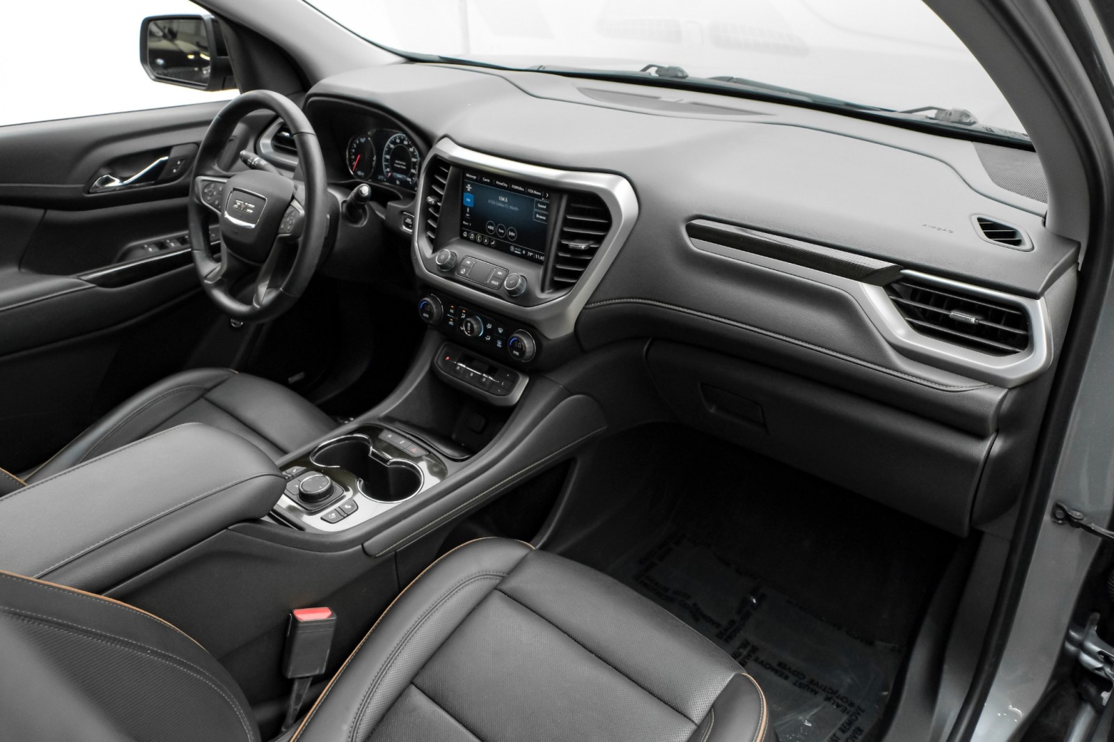 2023 GMC Acadia AWD AT4 PremLthr SkyscapeRoof TechPkg PreferredPkg TowPkg 16