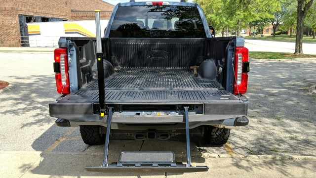 2023 Ford Super Duty F-250 SRW LARIAT 31