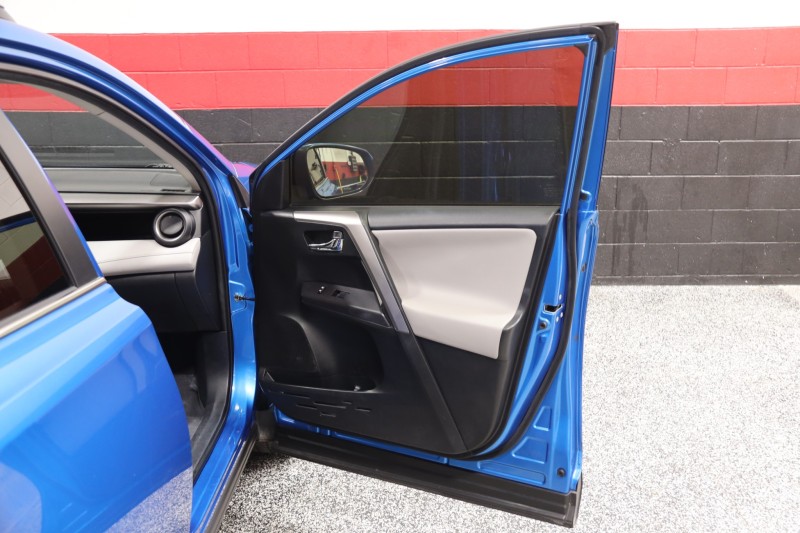 2018 Toyota RAV4 XLE FED 4dr Suv in , 