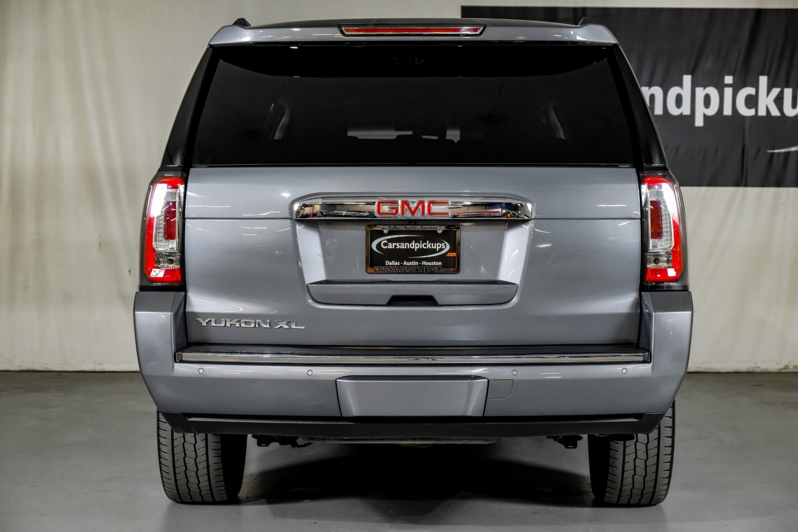 2020 GMC Yukon XL Denali 9