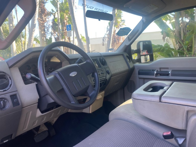 2008 Ford Super Duty F-350 DRW XL LOW MILES 43,076 4WD in ,