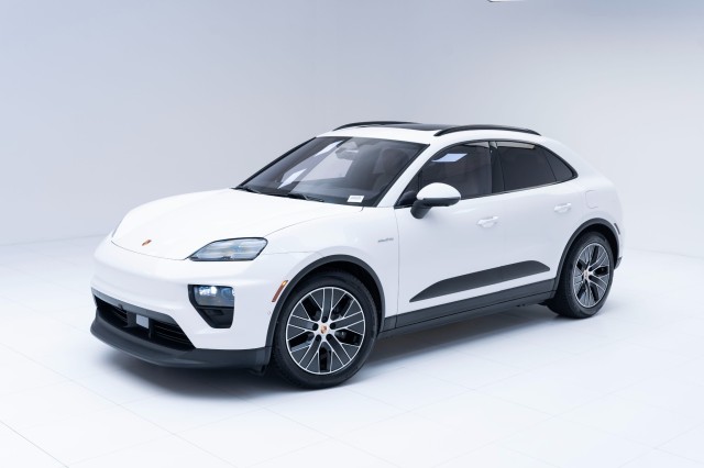 2025  Macan Electric in , 
