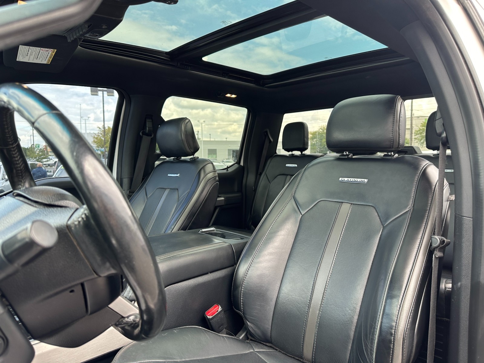 2017 Ford Super Duty F-350 SRW Platinum 21