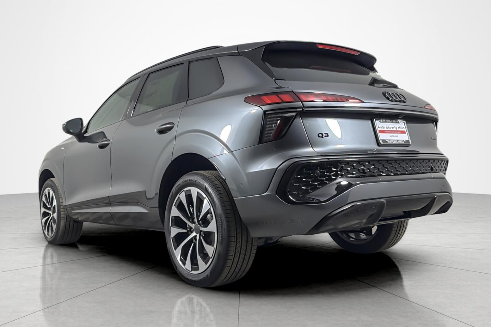 New 2026 Daytona Gray Pearl Effect Audi S line quattro image 4