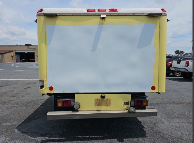 2018 Isuzu NPR w Refrigeration Unit in , 