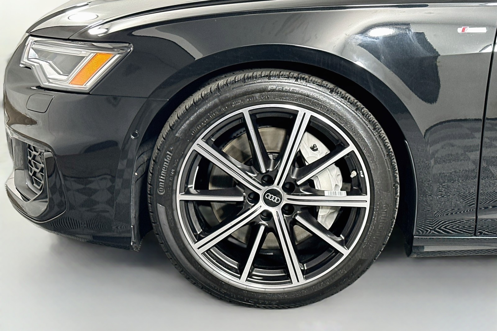 Used 2025 Mythos Black Metallic Audi Premium image 12