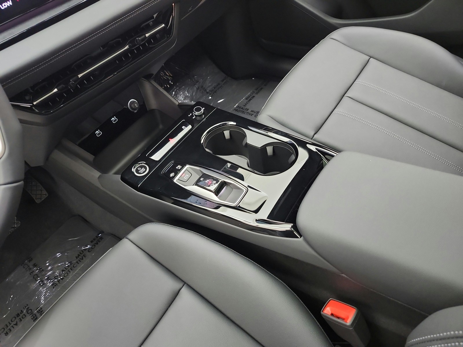 New 2027 Mythos Black Metallic Audi Premium quattro image 10