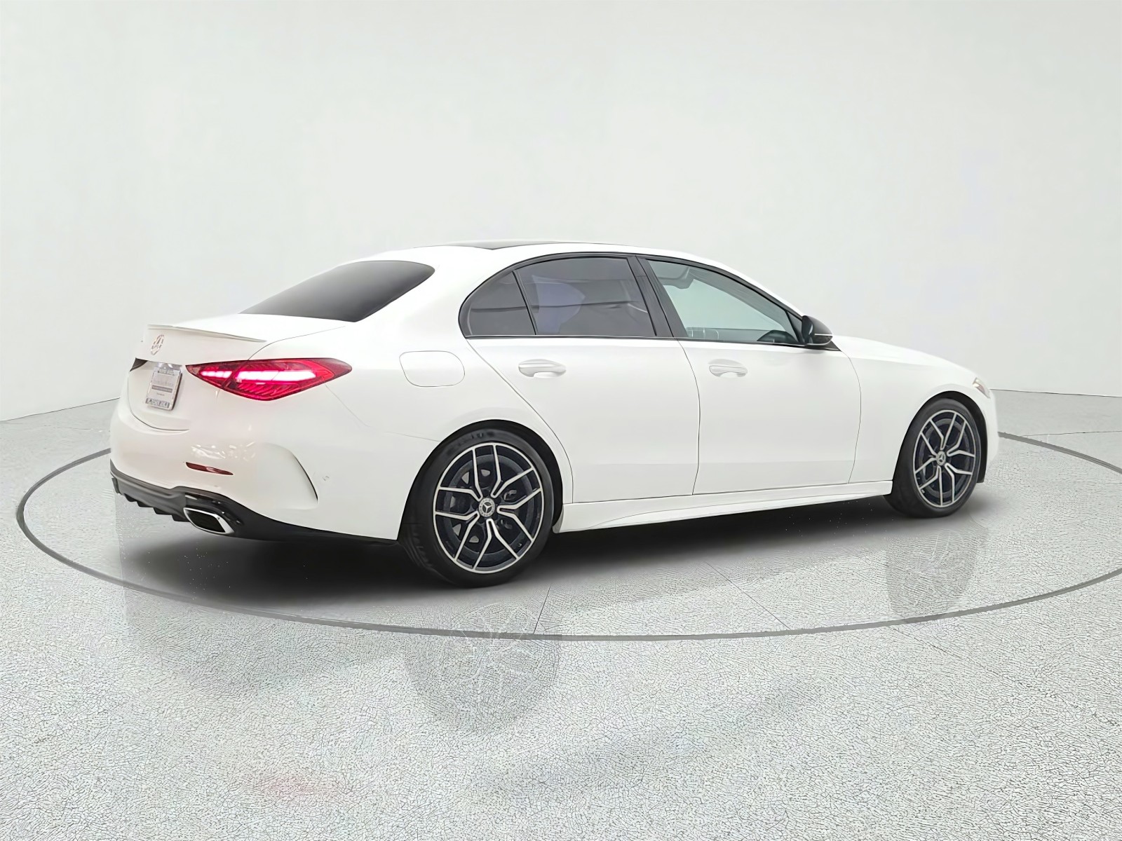 Used 2022 Polar White Mercedes-Benz C 300 Sedan image 5