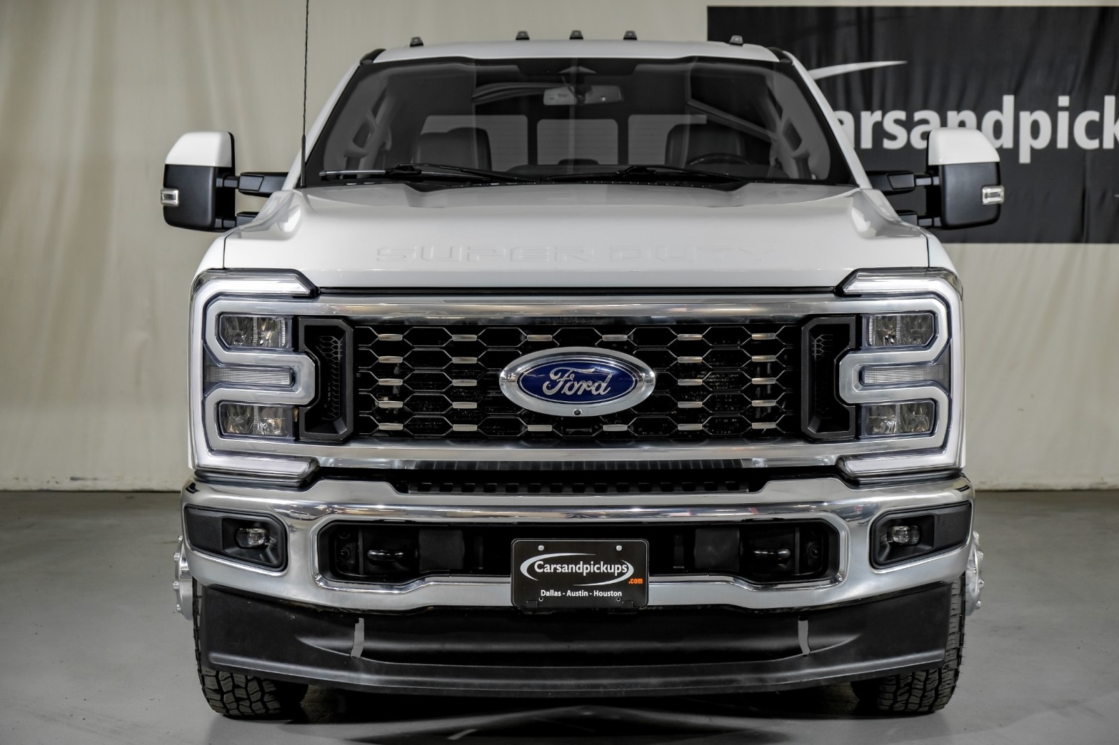 2023 Ford F-350 Lariat 3