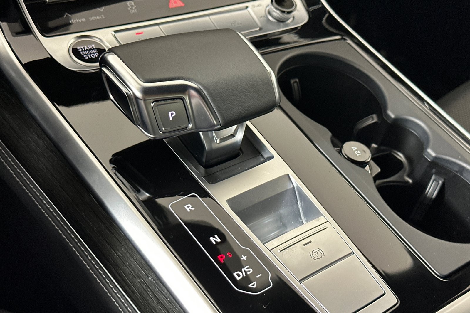 Used 2026 Glacier White Metallic Audi Premium Plus quattro *Ltd Avail* image 21
