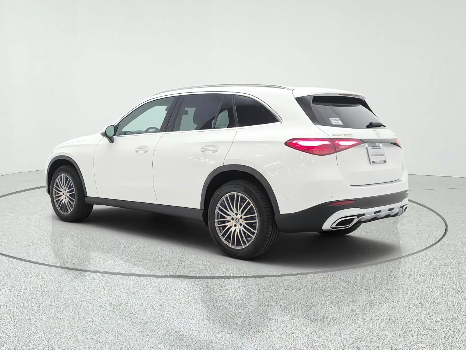New 2026 Polar White Mercedes-Benz GLC 300 4MATIC® SUV image 7