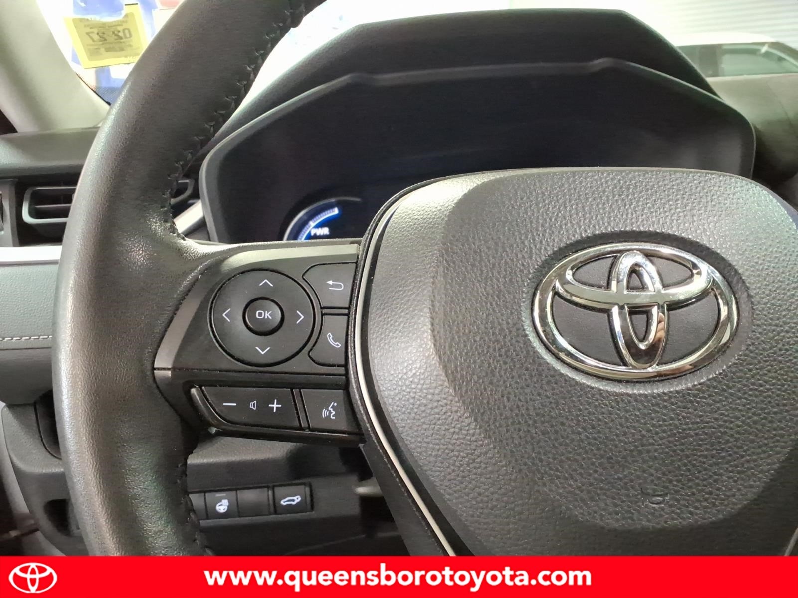 Used 2024 Toyota rav4 Sedan