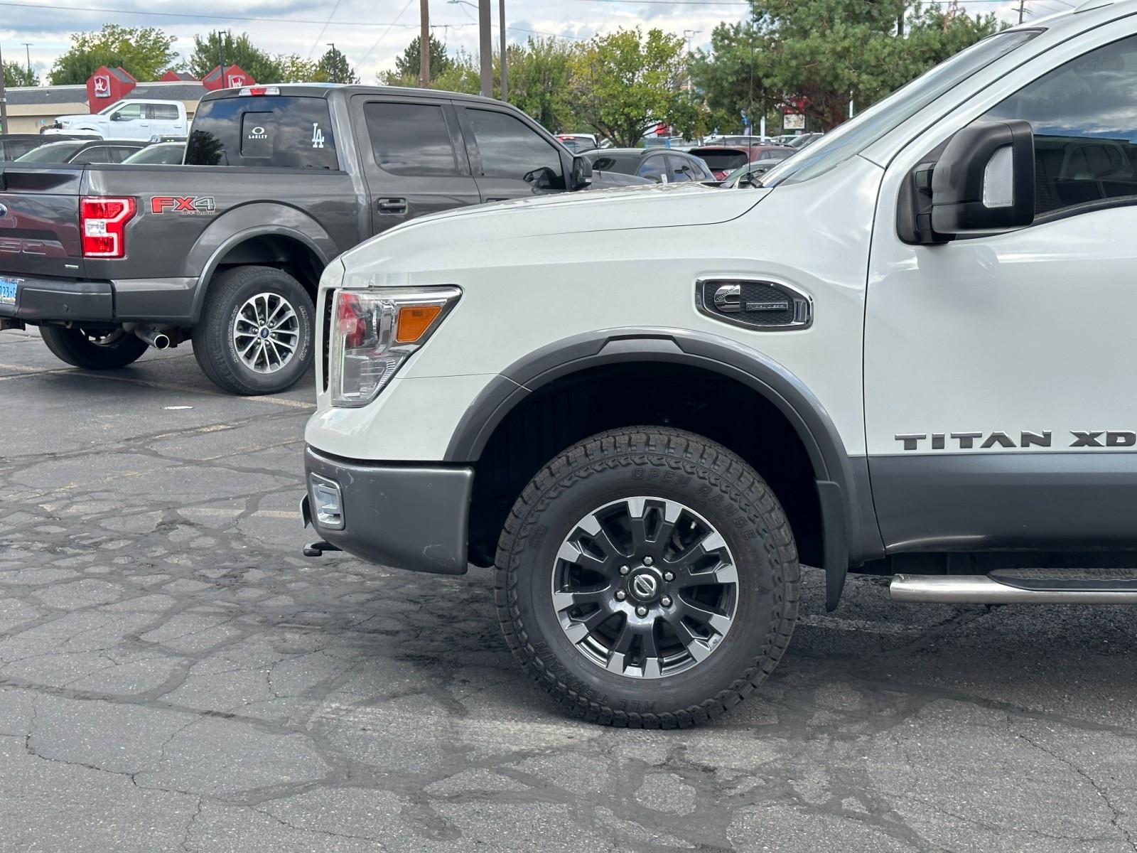 2017 Nissan Titan XD PRO-4X 16