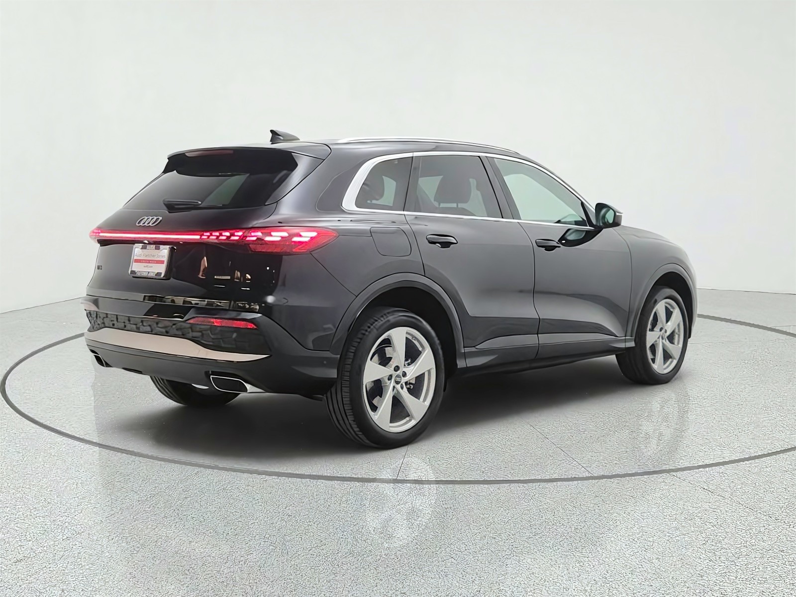 Used 2025 Mythos Black Metallic Audi Premium Plus image 5