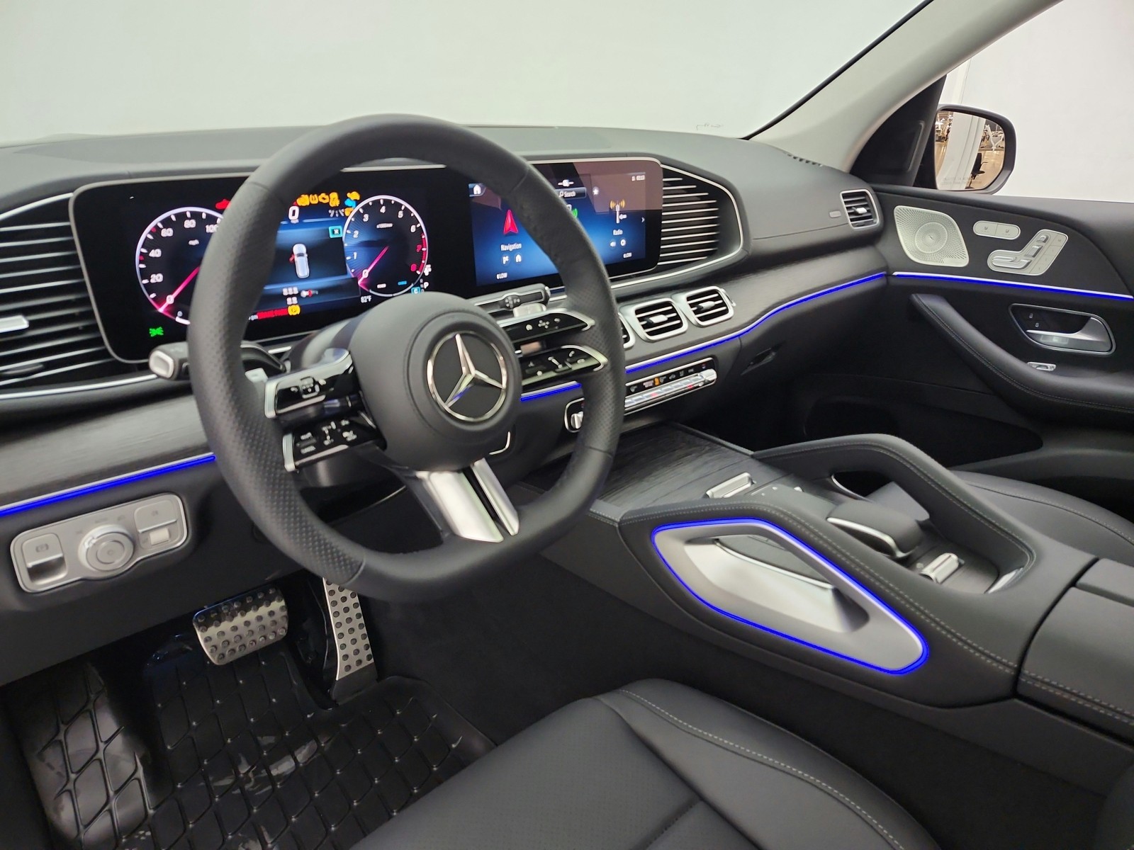 New 2026 Obsidian Black Metallic Mercedes-Benz GLS 450 4MATIC® SUV image 10