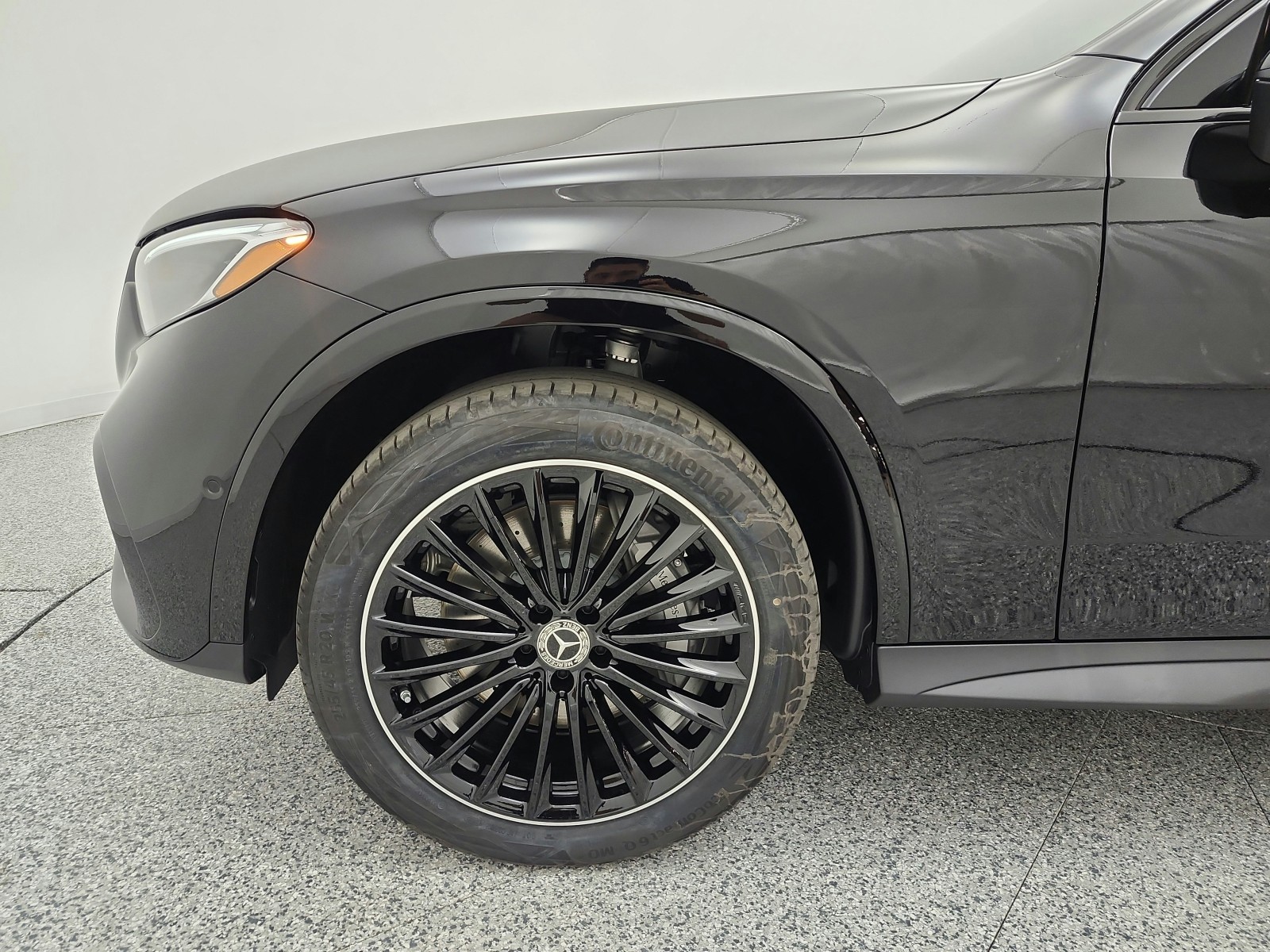 New 2027 Black Mercedes-Benz GLC 300 SUV image 13