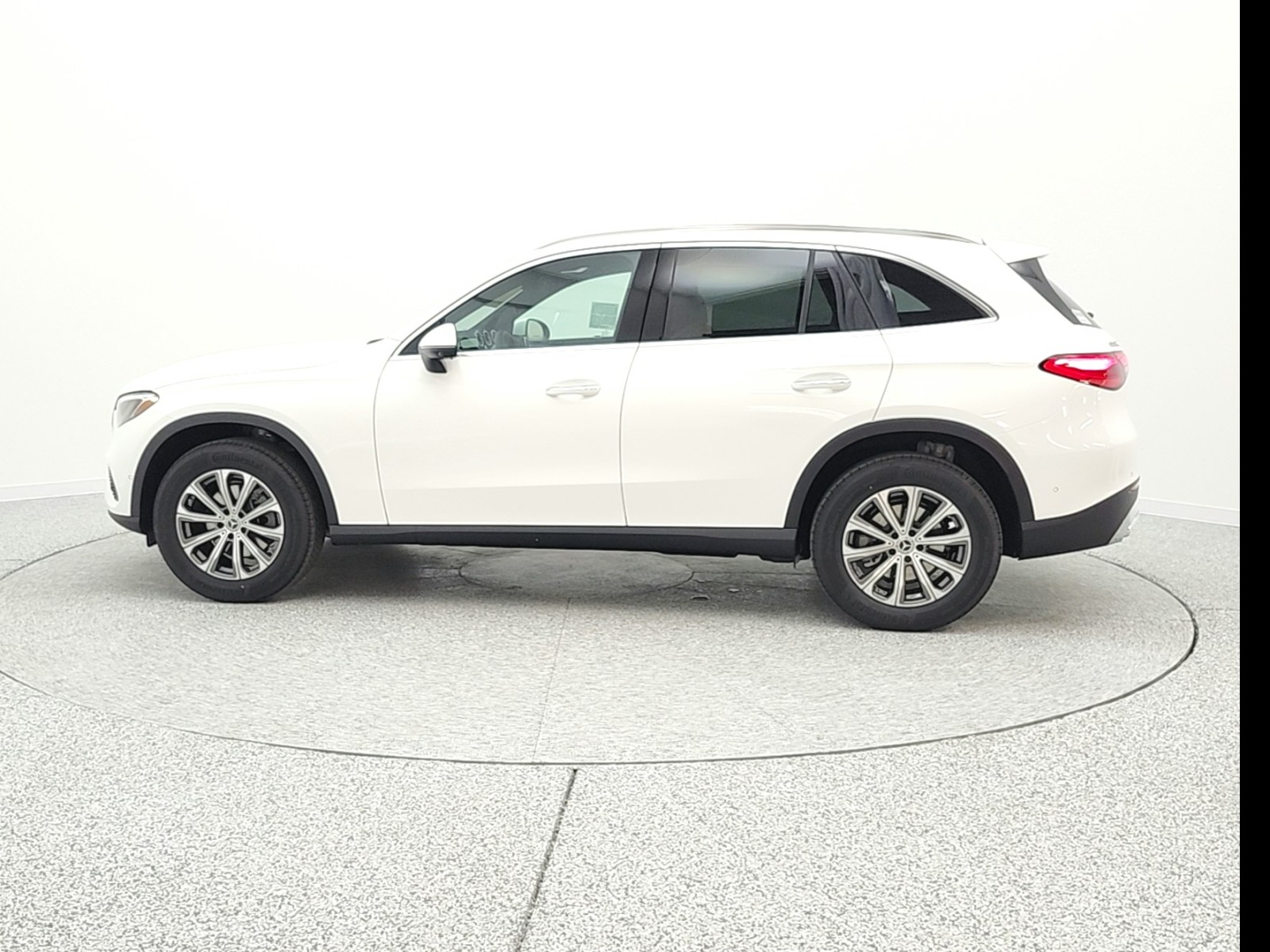 New 2026 Polar White Mercedes-Benz GLC 300 SUV image 8