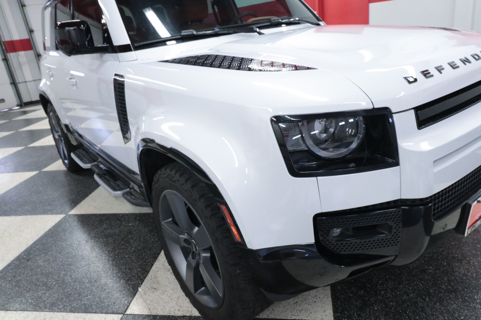 Used Car 2023 Land Rover Defender  V8 For Sale Under $80,000 In Austin, Texas