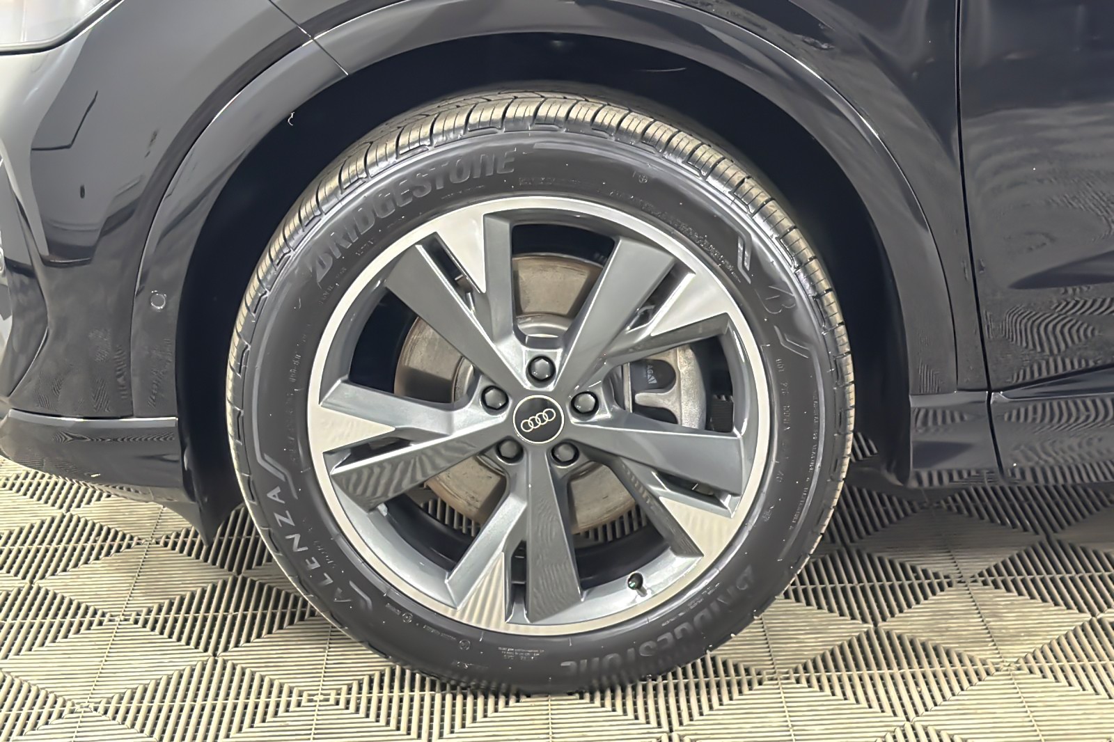 Used 2024 Mythos Black Metallic Audi Premium Plus 50 quattro image 26