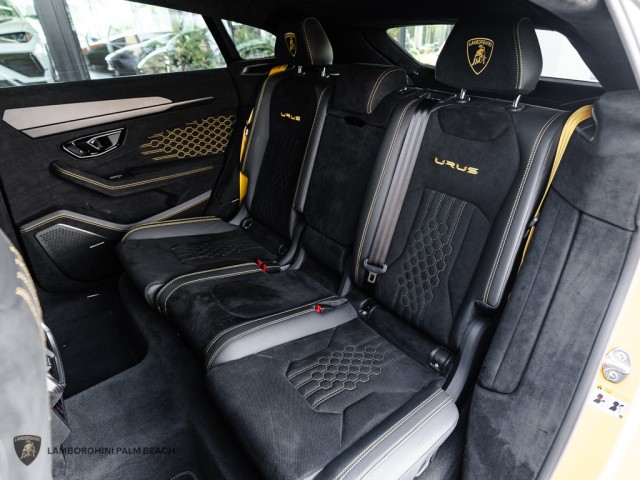 2023 Lamborghini Urus Performante in , 