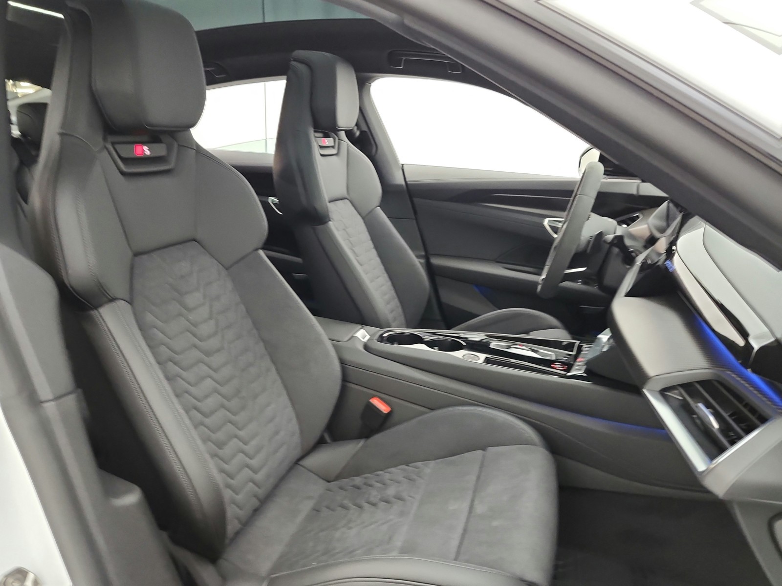 New 2026 Arkona White Audi Premium Plus quattro image 16