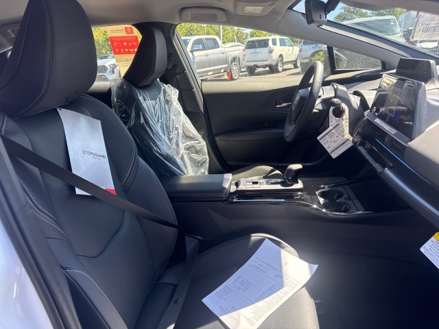 ToyotaPrius Plug-In Hybrid22