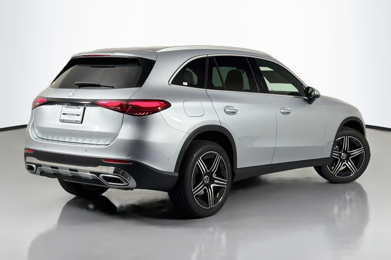 New 2026 Cirrus Silver Metallic Mercedes-Benz GLC 300 SUV image 11