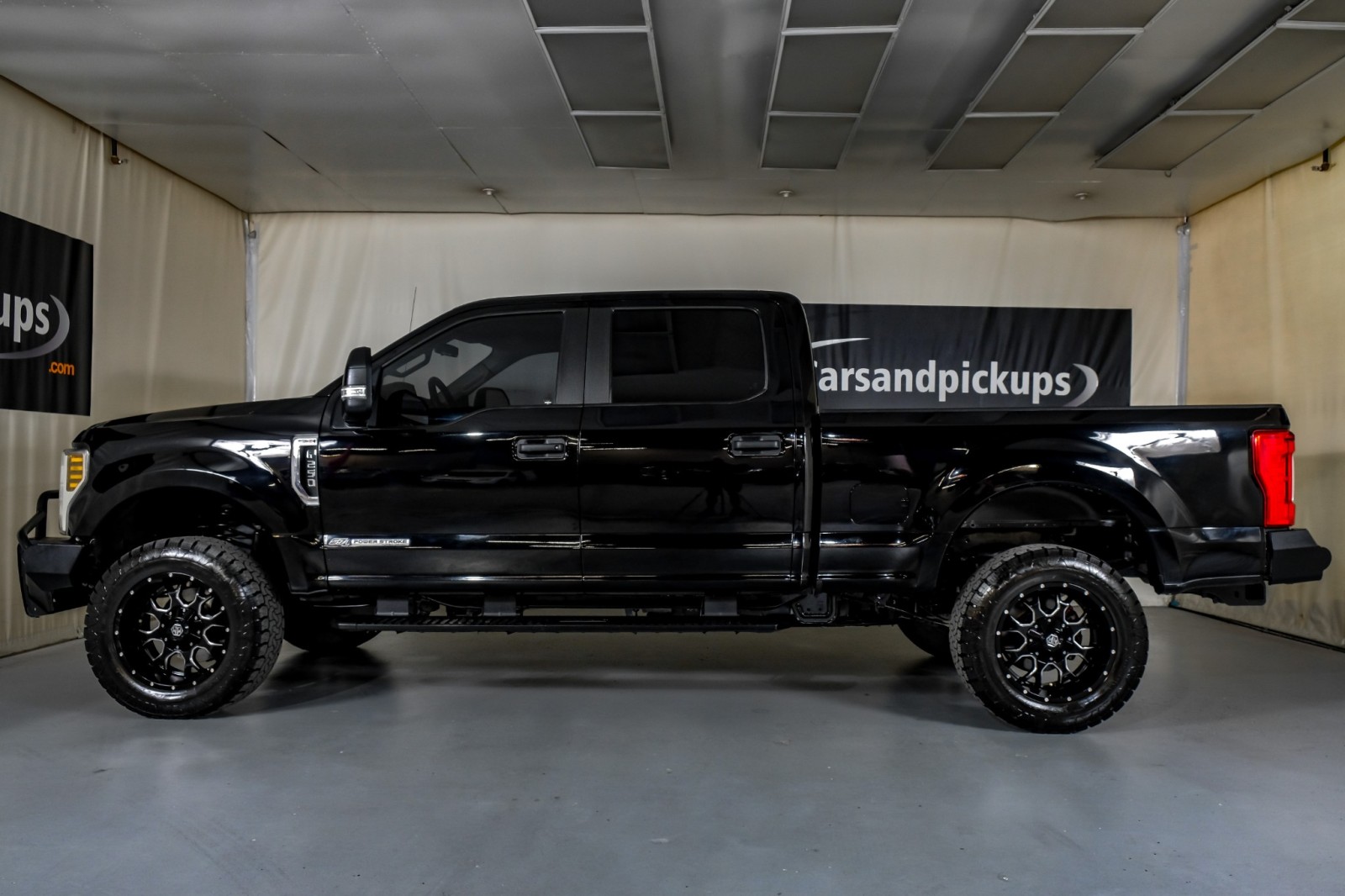 2018 Ford F-250 STX 11