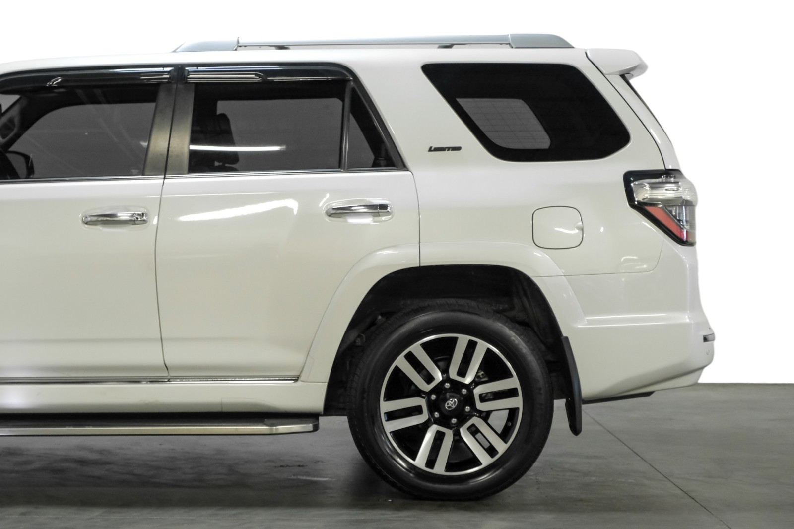 2018 Toyota 4Runner Limited 12