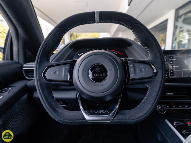 Lotus Emira