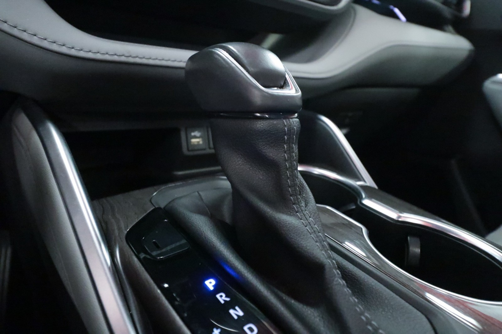 Used Car 2023 Toyota Highlander  Platinum For Sale Under $40,000 In Austin, Texas