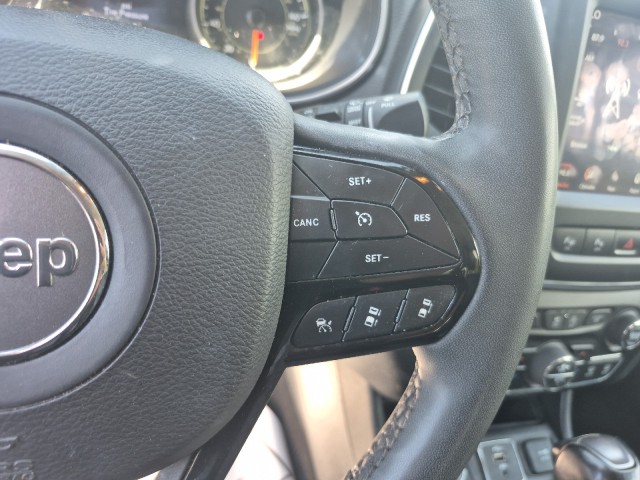 JeepCherokee26