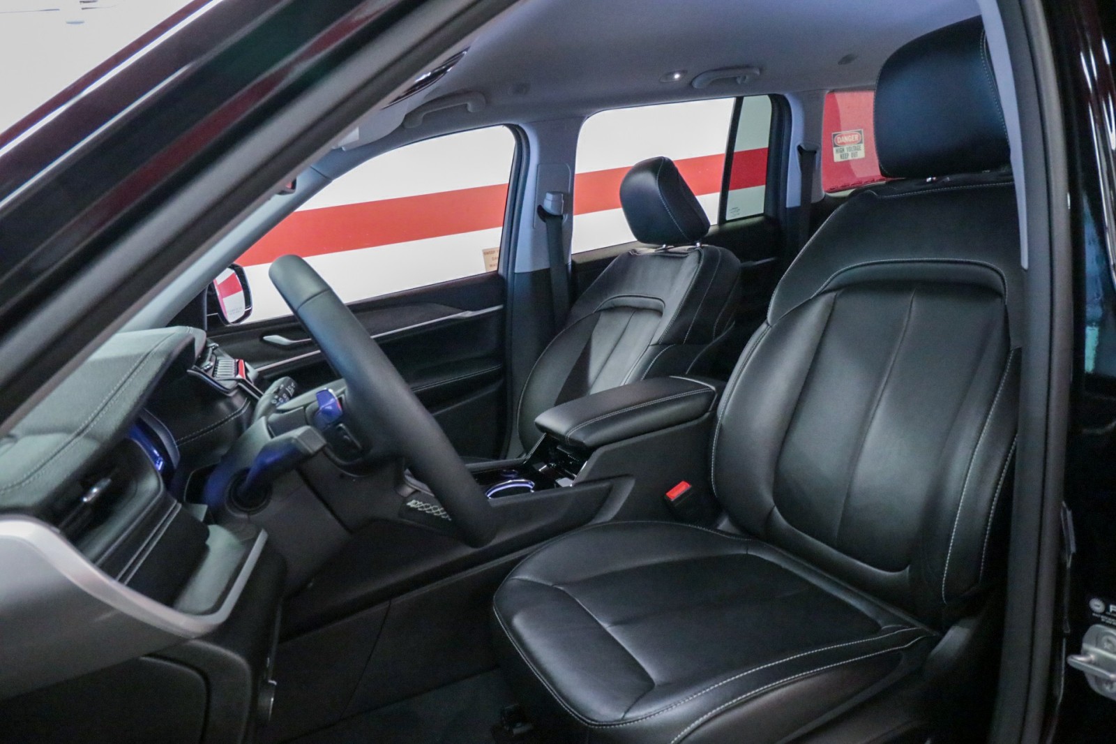 Used Car 2023 Jeep Grand Cherokee  Limited For Sale Under $35,000 In Austin, Texas