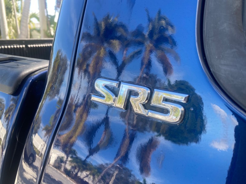 2004 Toyota Tundra SR5 V8 4.7 CREW CAB  FLORIDA in , 