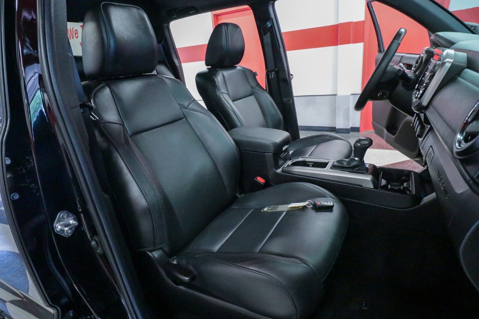 Used Car 2023 Toyota Tacoma 4wd  Limited For Sale Under $40,000 In Austin, Texas