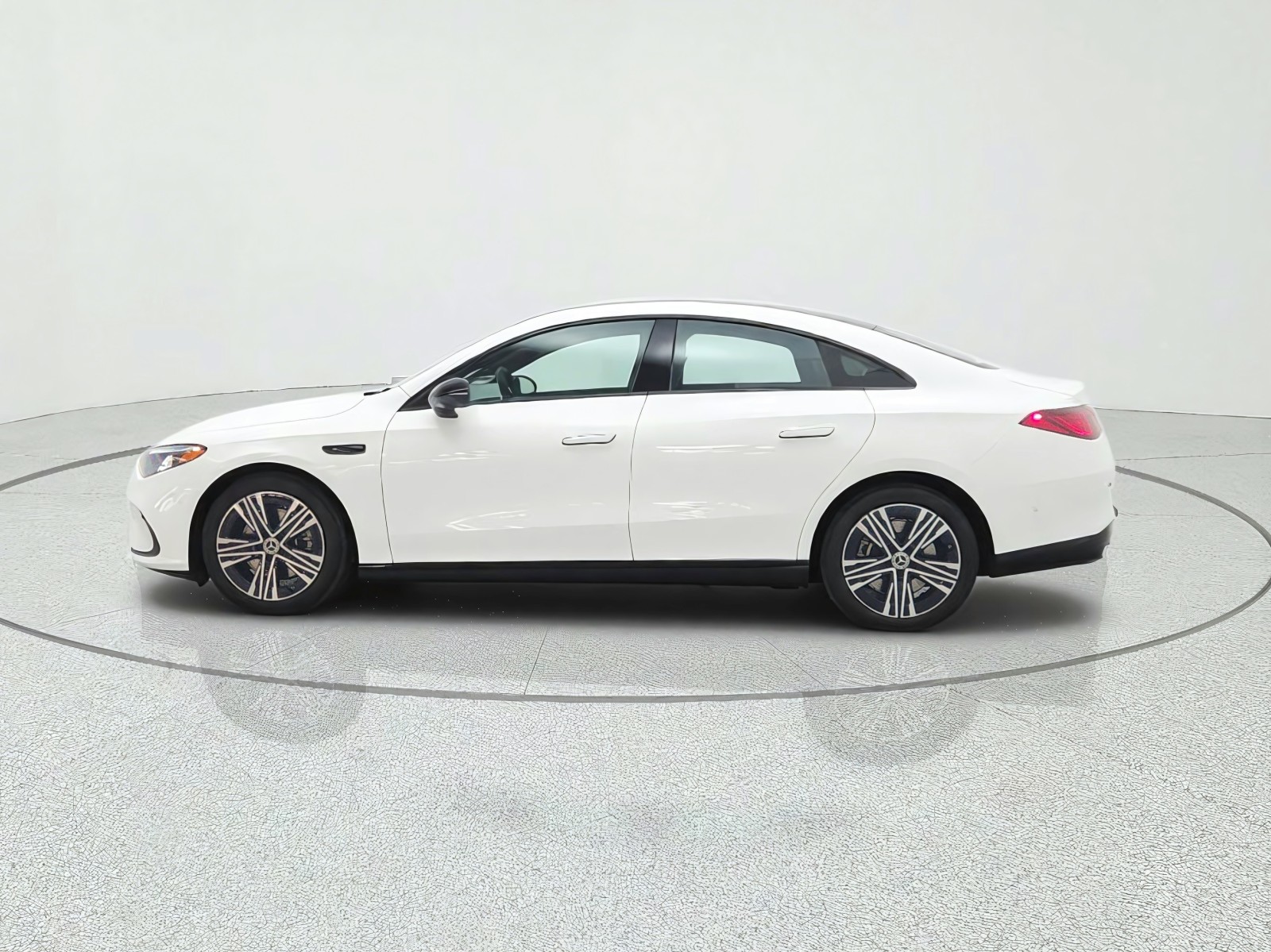 New 2027 Polar White Mercedes-Benz CLA 250+ Electric RWD image 8