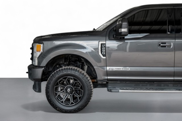 2020 Ford F-250 Lariat 12