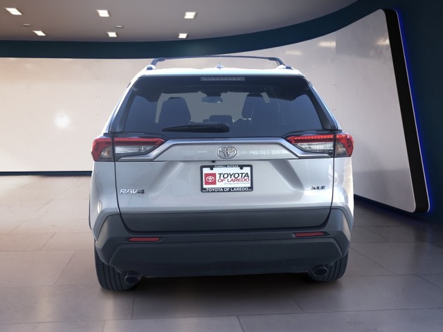 2021 Toyota RAV4 XLE Premium 4