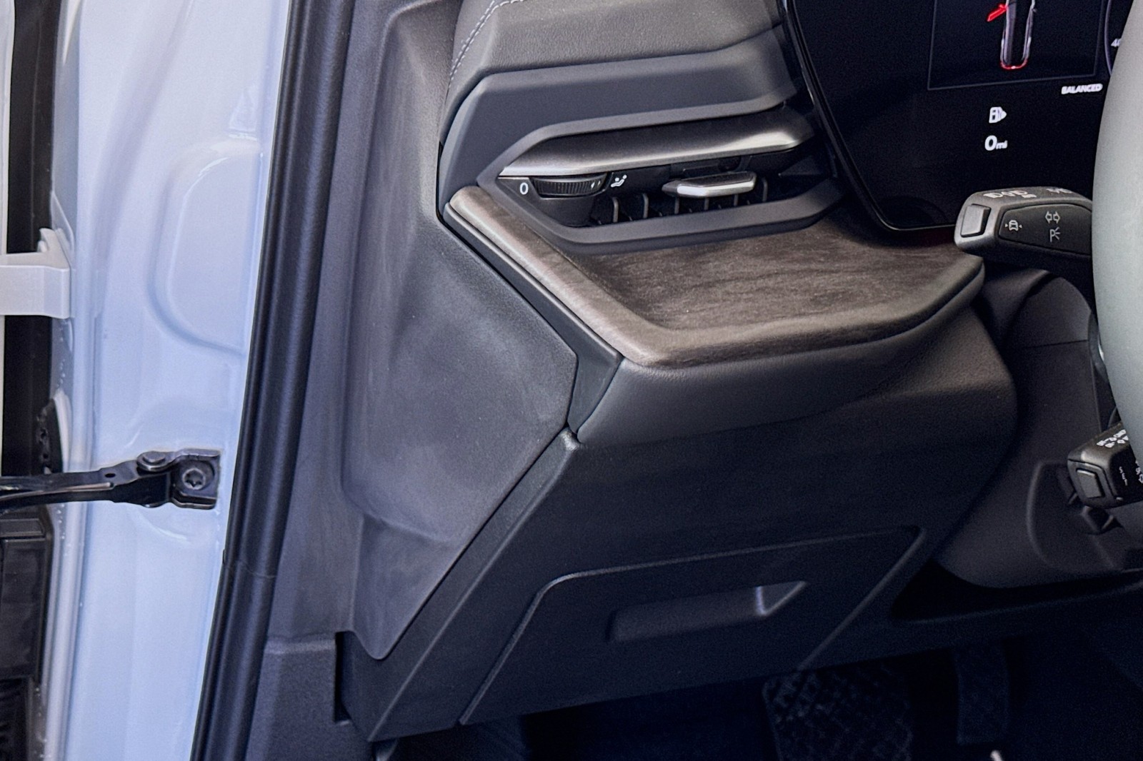 New 2025 Glacier White Metallic Audi Premium Plus 2.0 TFSI quattro image 10