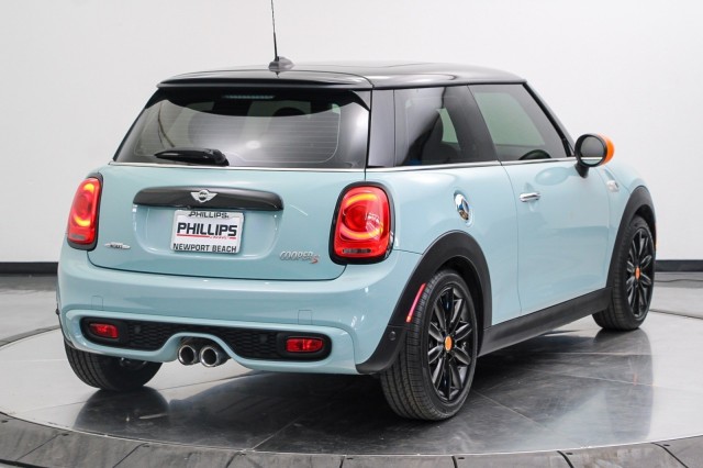 2018 MINI Hardtop 2 Door Cooper S 5