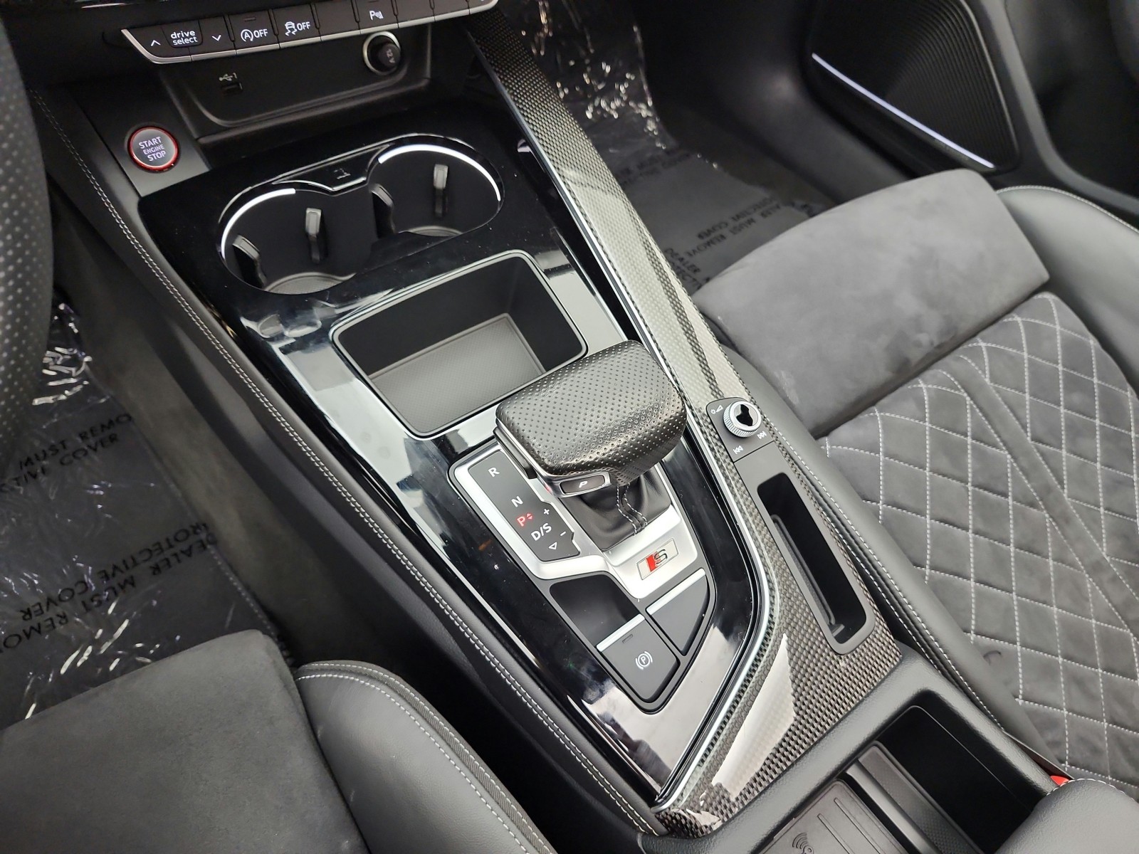 Used 2023 Daytona Gray Pearl Effect Audi Premium Plus 3.0 TFSI quattro image 13