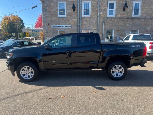 2022 Chevrolet Colorado 4WD LT 2