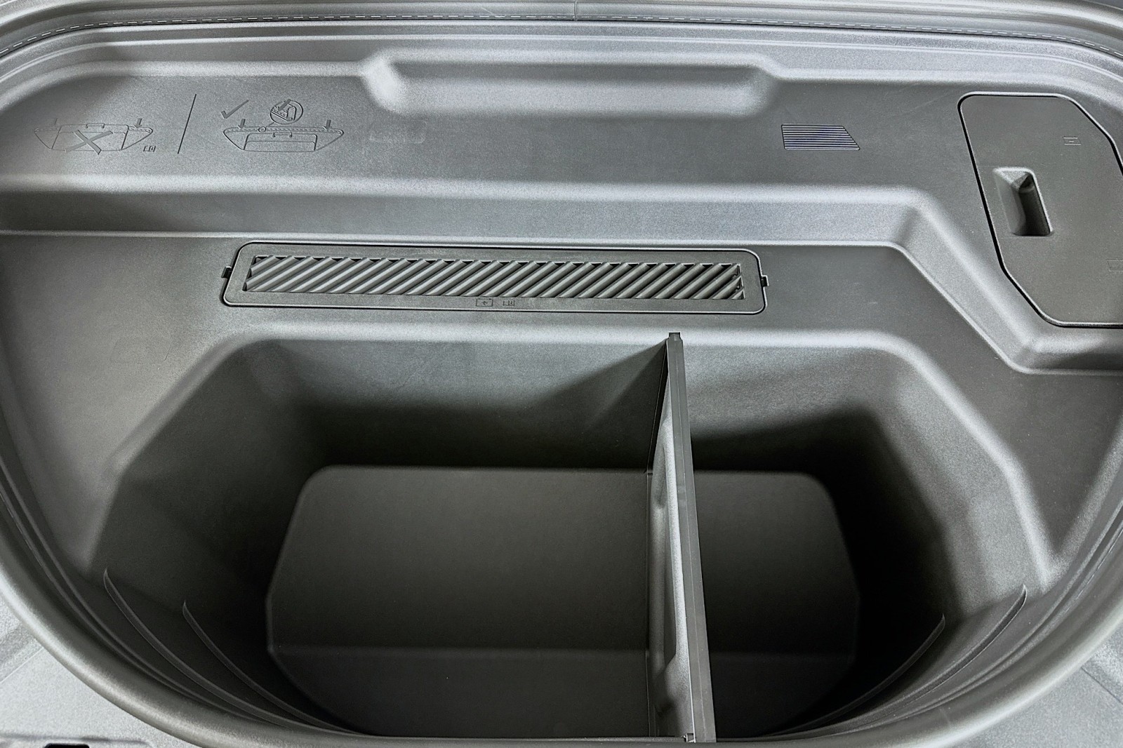 New 2027 Manhattan Gray Metallic Audi Premium image 12