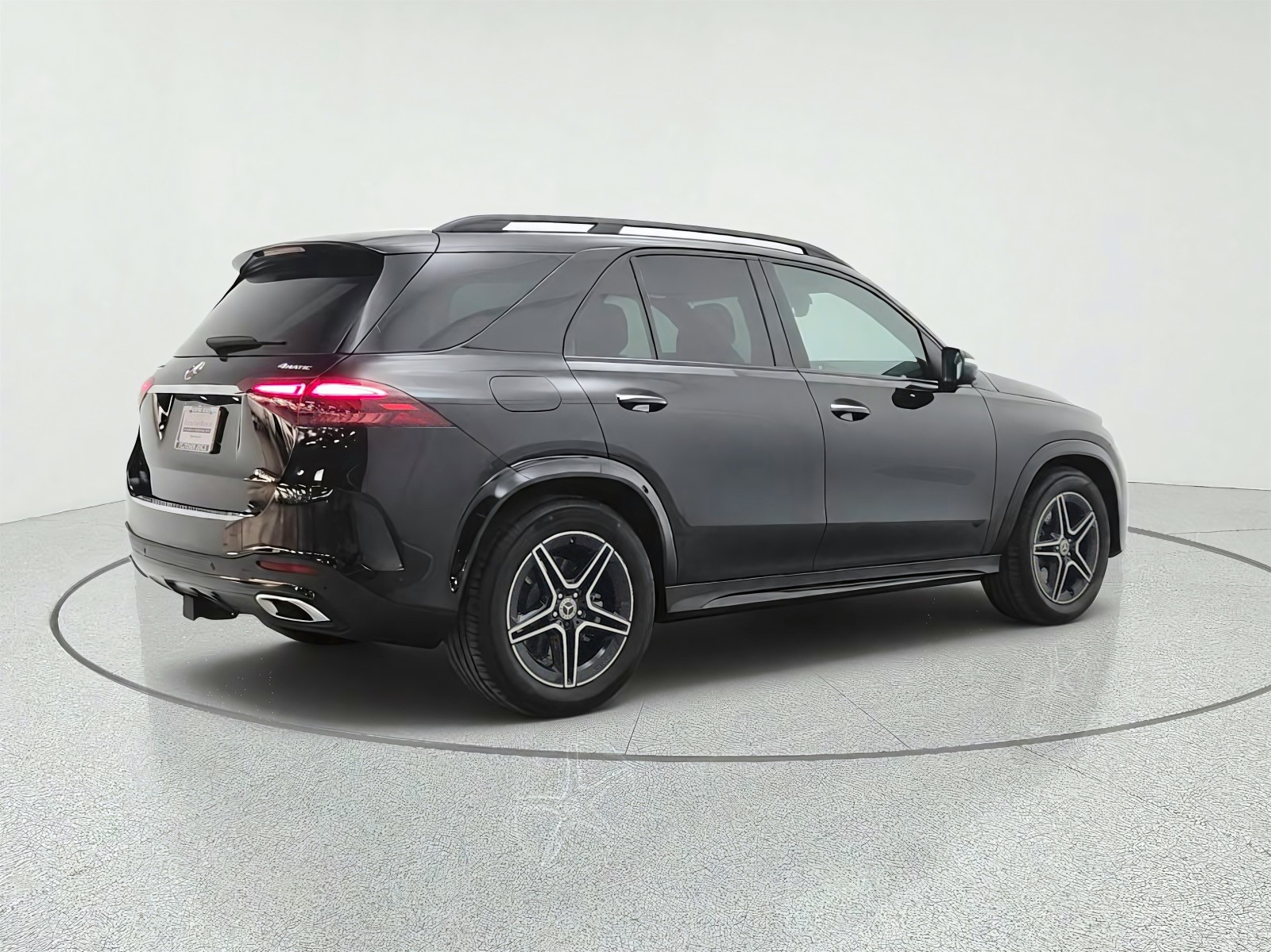 Certified Used 2026 Black Mercedes-Benz GLE 450 4MATIC® SUV image 5