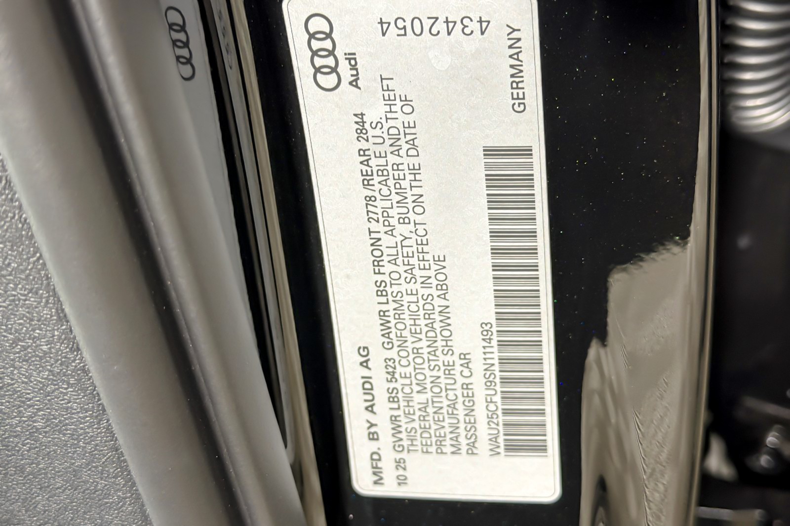 New 2025 Mythos Black Metallic Audi Premium Plus 3.0 TFSI quattro image 25