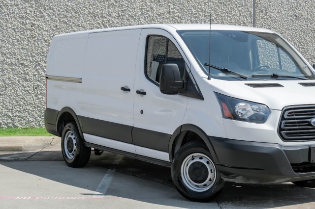 2019 Ford Transit Van  9