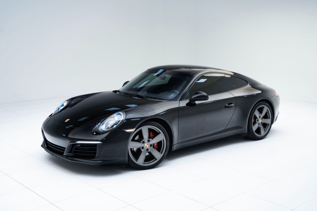 2017  911 Carrera in , 