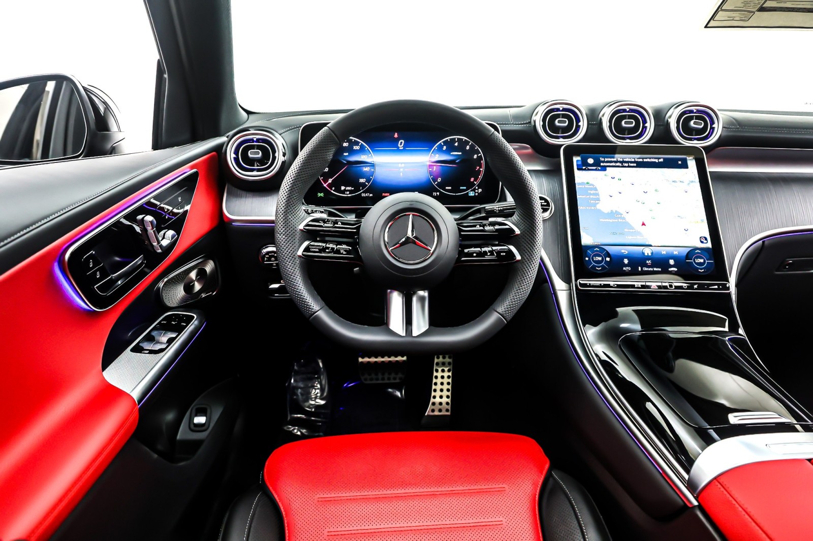 New 2026 Graphite Grey Metallic Mercedes-Benz GLC 300 image 4