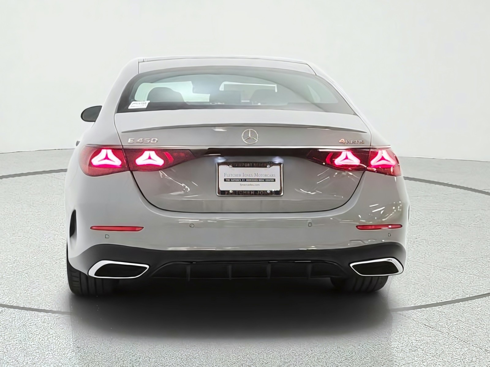 New 2027 MANUFAKTUR Alpine Grey Mercedes-Benz E 450 4MATIC® Sedan image 6