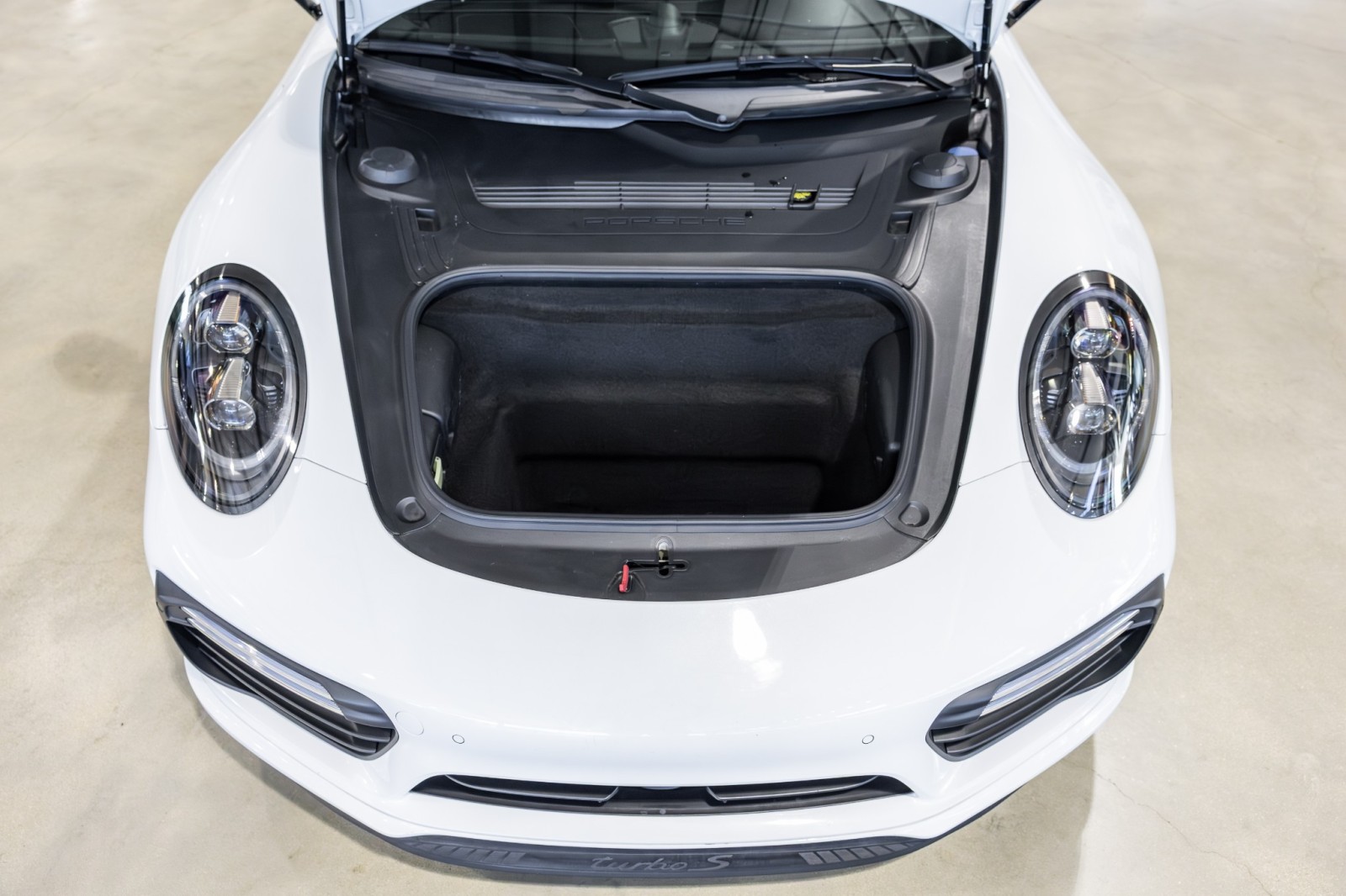 Used Car 2019 Porsche 911  Turbo S For Sale Under $190,000 In Boerne, Texas